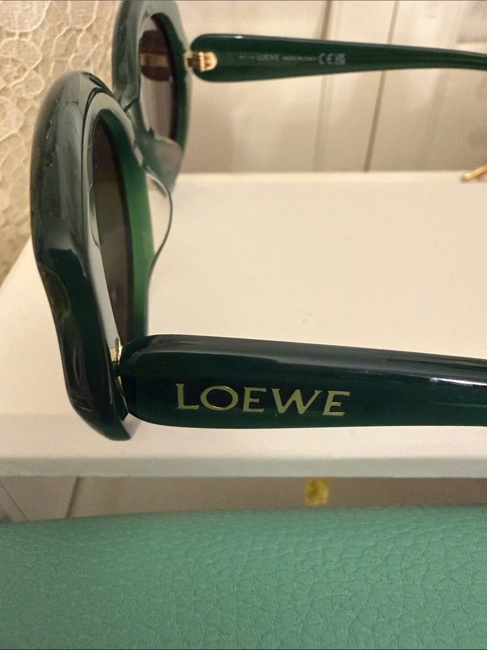 Green Oval  Cateye LOEWE  Women's Sunglasses New with Case